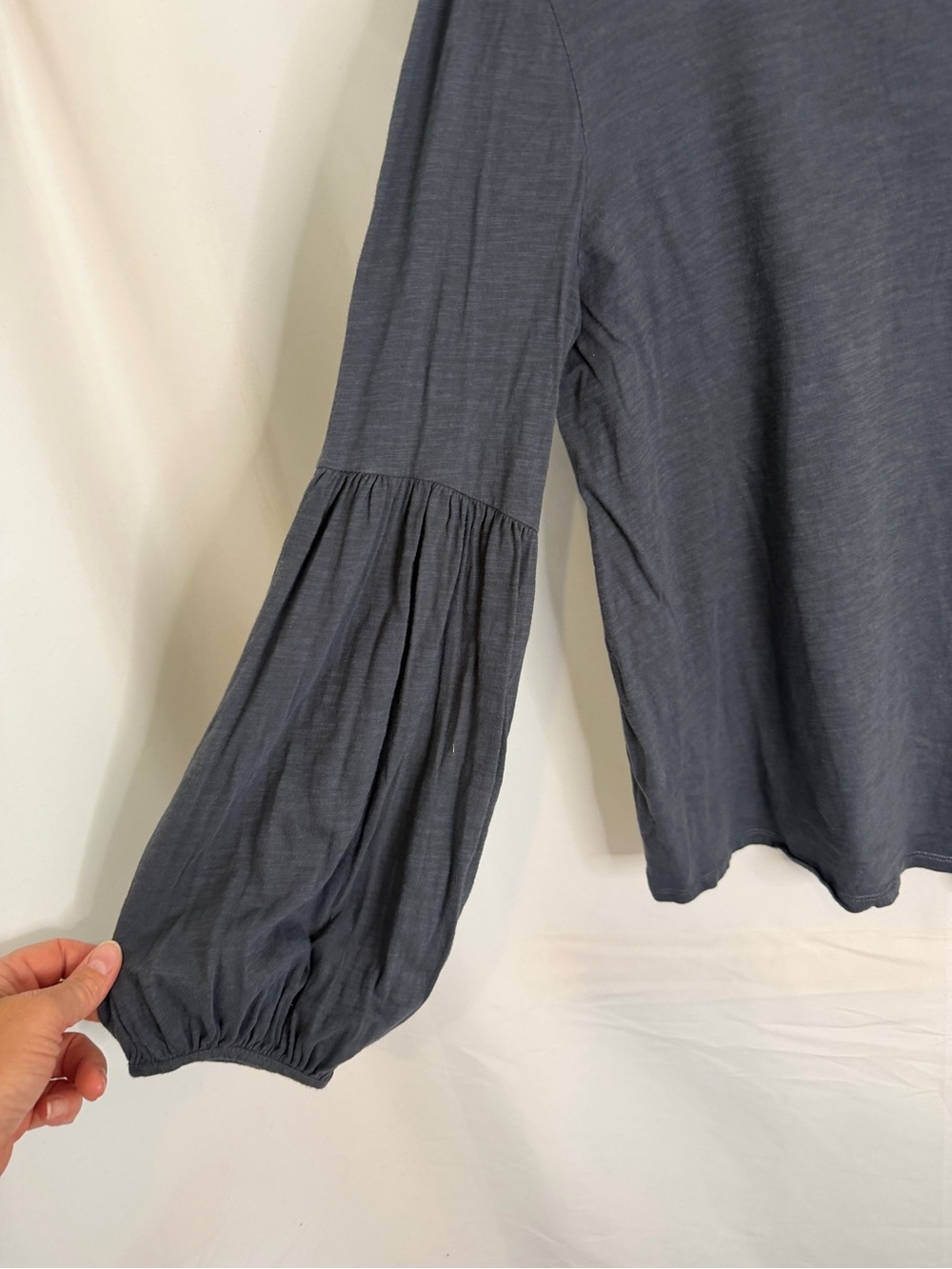LOFT Dark Gray Long Sleeve Shirt Size Medium - Picture 5 of 5